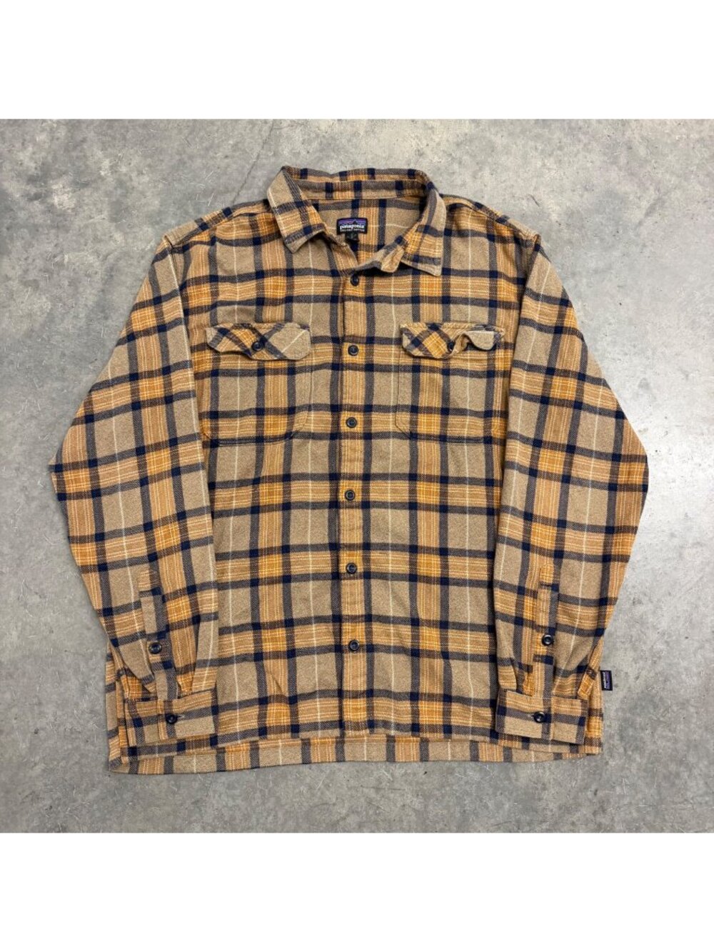 Patagonia Mens Fjord Flannel Shirt Large Beige Navy Orange Plaid